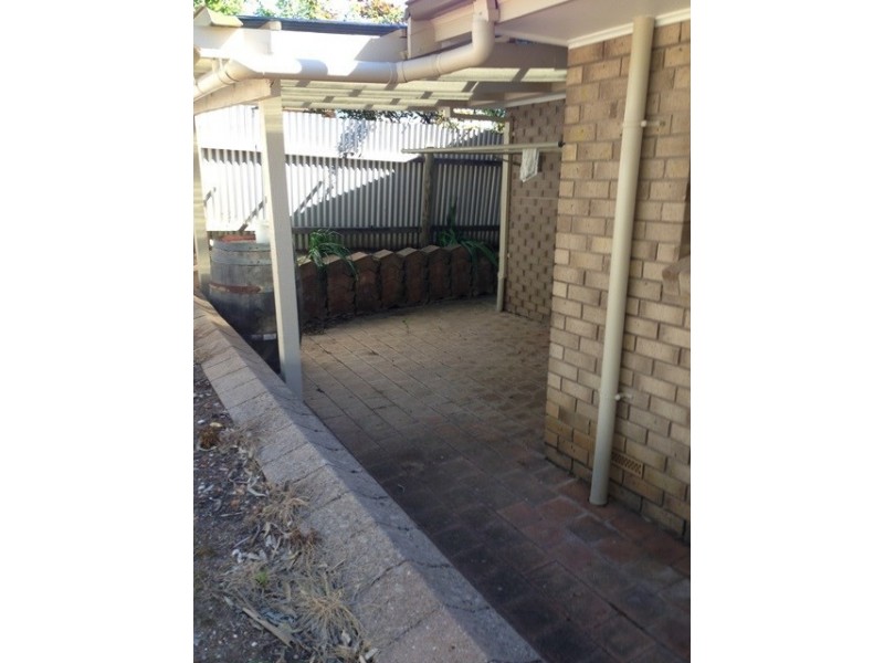 11A Guilford Street, Clare SA 5453