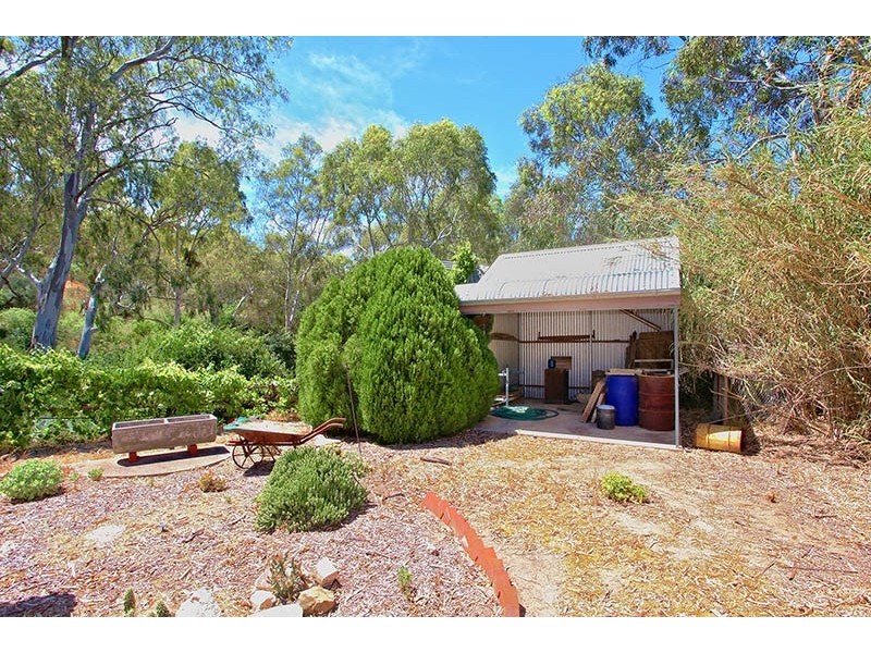 2 Jessie Street, Clare SA 5453