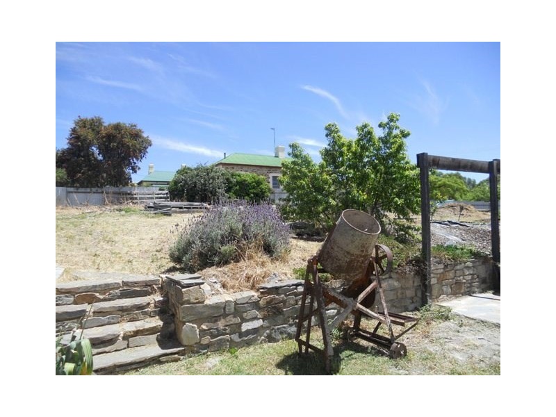 6 Queen, Burra SA 5417