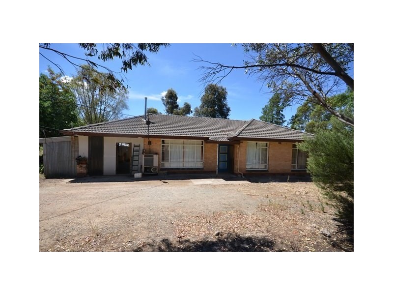 Cardinham Horrocks Highway, Clare SA 5453