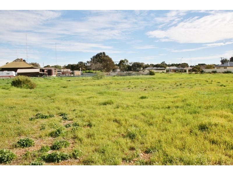 51-53 East Terrace, Snowtown SA 5520