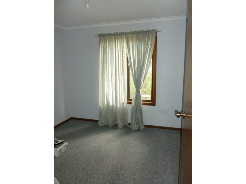 26 Strickland Street, Clare SA 5453