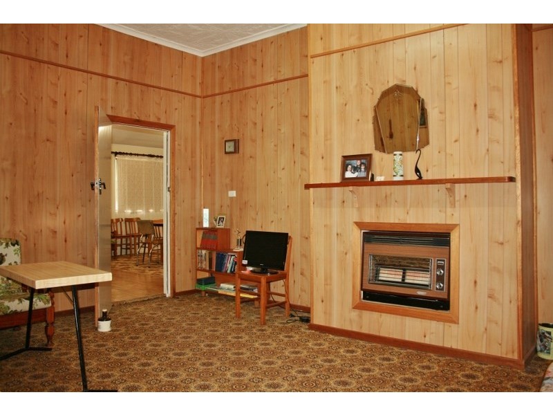 27 North Terrace, Snowtown SA 5520