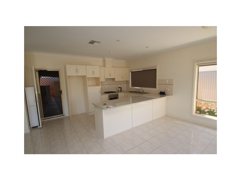 3/10 Harriet Street, Clare SA 5453