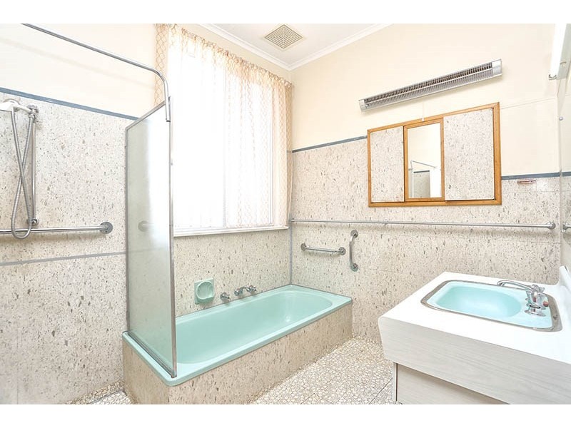 22 Port Road, Auburn SA 5451