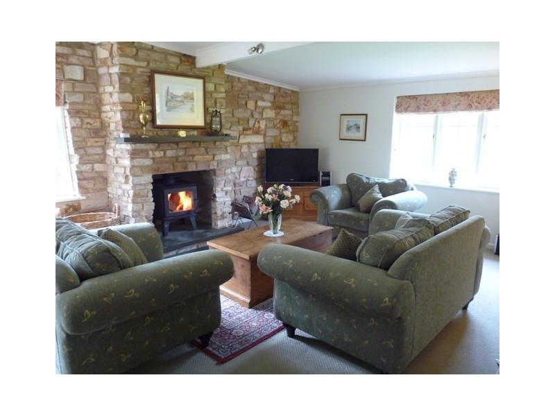 18 Wendouree Road, Clare SA 5453