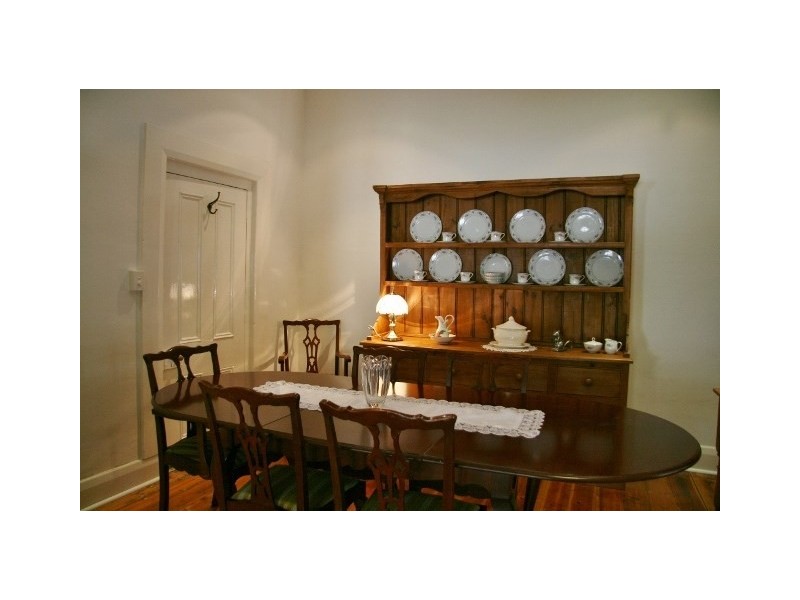 18 Wendouree Road, Clare SA 5453