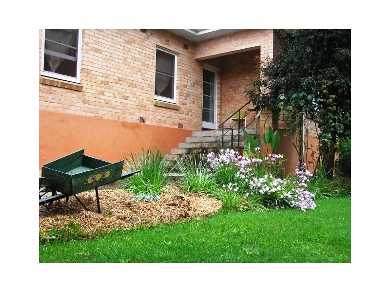 1 Stanley Place, Clare SA 5453