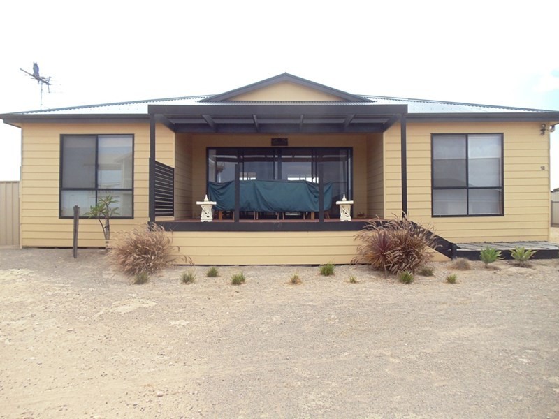18 Seascape Road, Point Turton SA 5575