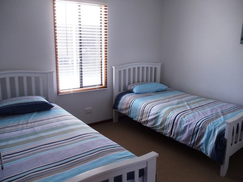 18 Seascape Road, Point Turton SA 5575