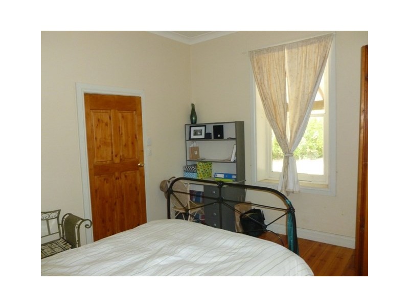 140 Main North, Clare SA 5453