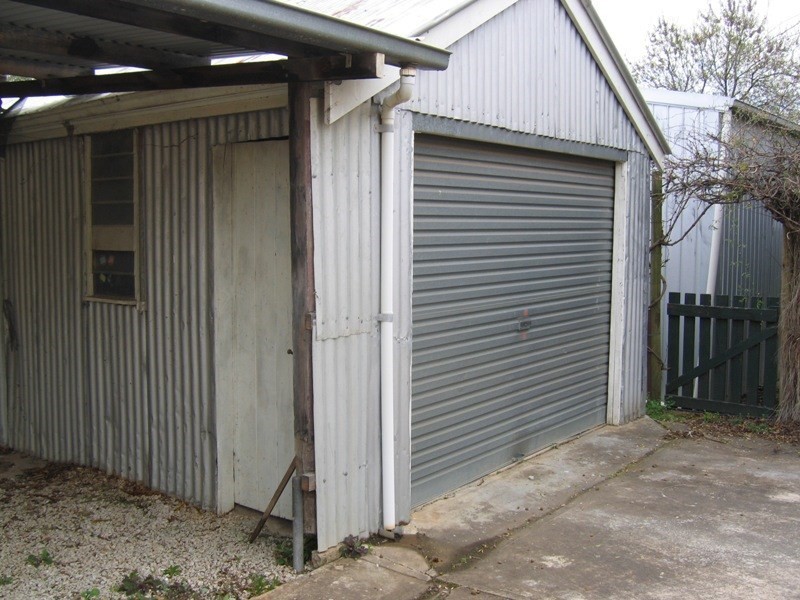 140 Main North, Clare SA 5453