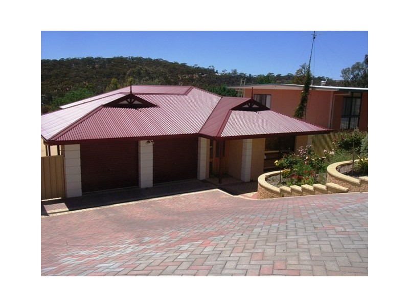 17A Beare Street, Clare SA 5453