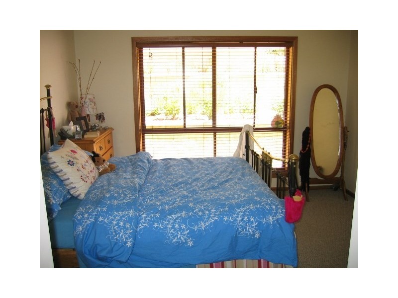 17A Beare Street, Clare SA 5453