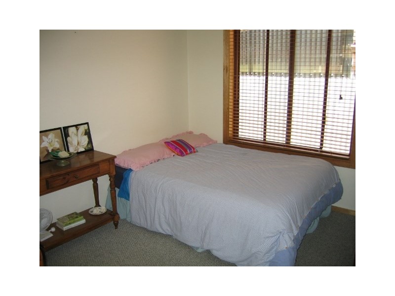 17A Beare Street, Clare SA 5453