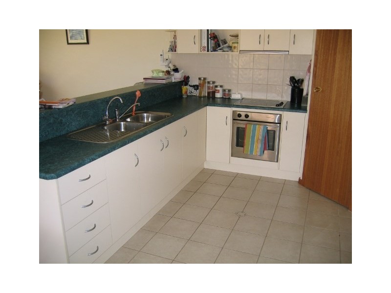 17A Beare Street, Clare SA 5453