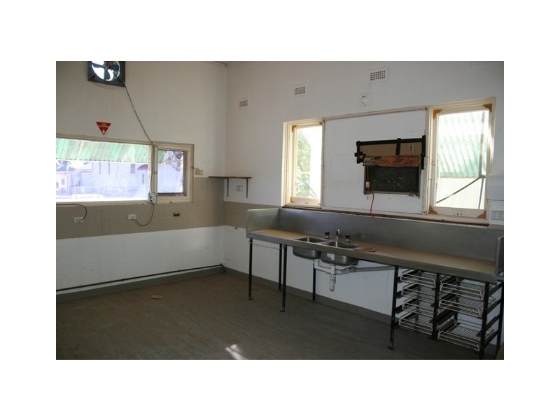 14-18 Fourth Street, Morgan SA 5320