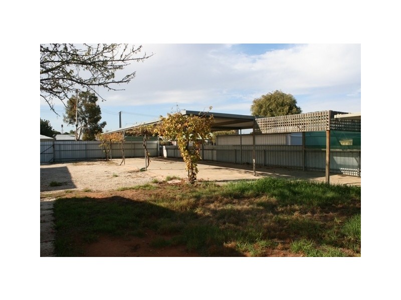 14-18 Fourth Street, Morgan SA 5320