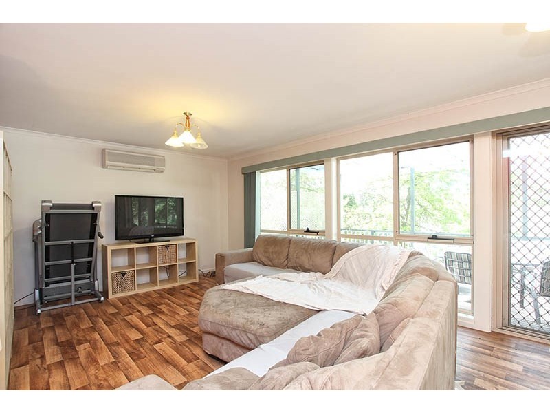 7 Beare Street, Clare SA 5453