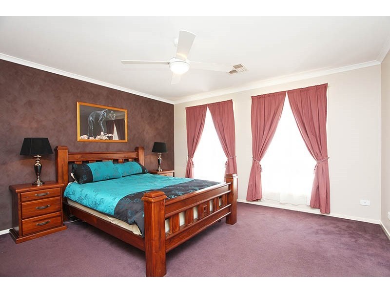 14 Hayward Street, Clare SA 5453