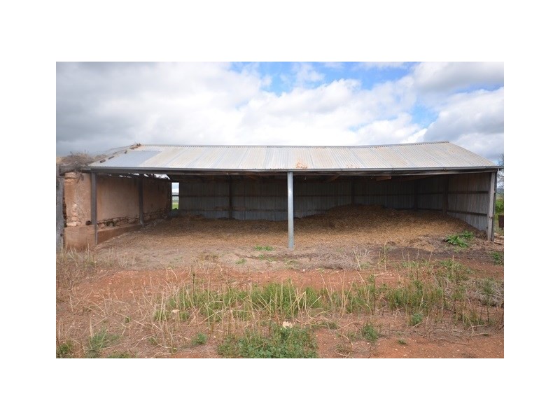 Ma’s and Lagoon Main Road, Robertstown SA 5381