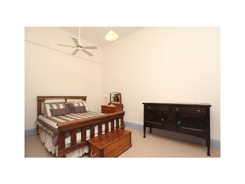 8 Copper House Street, Burra SA 5417