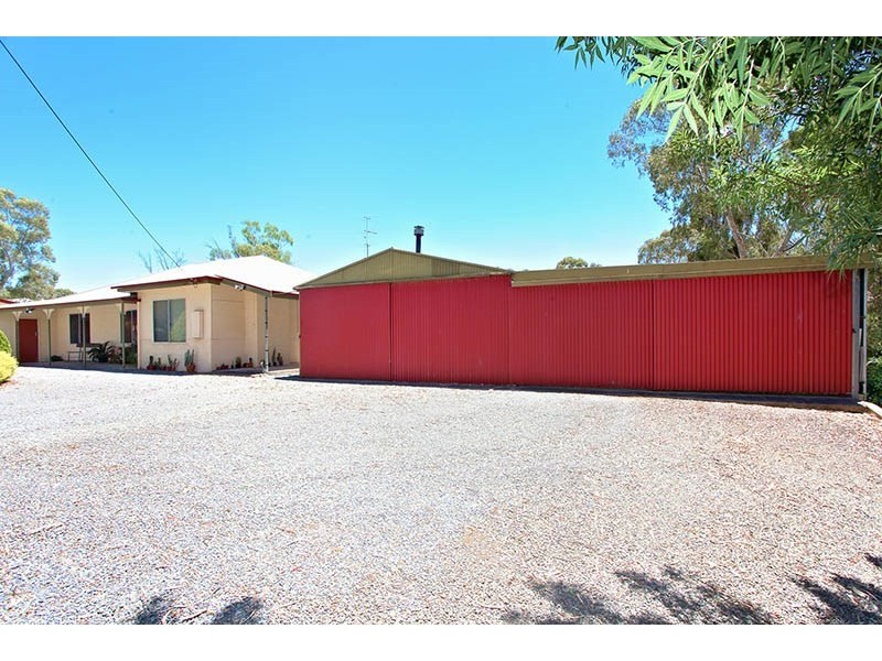 No. 1 Jessie Street, Clare SA 5453