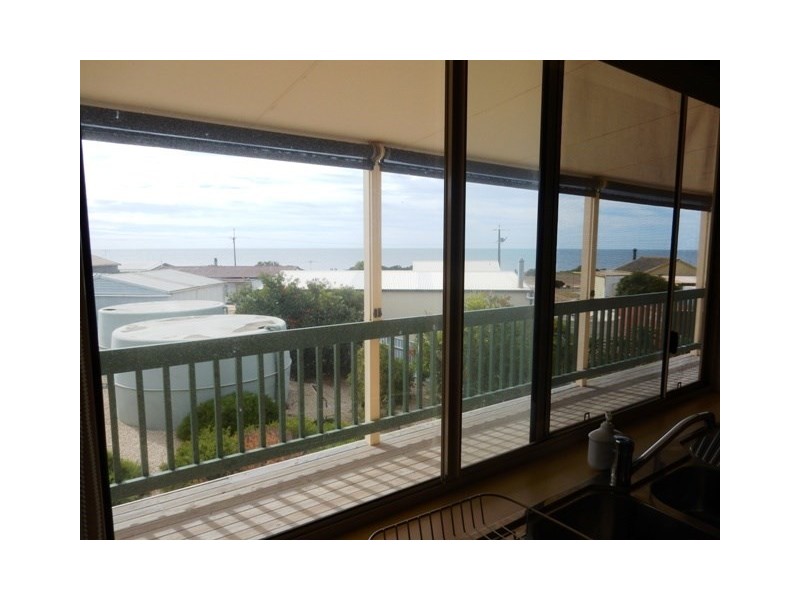 5 Esther Lane, Port Julia SA 5575