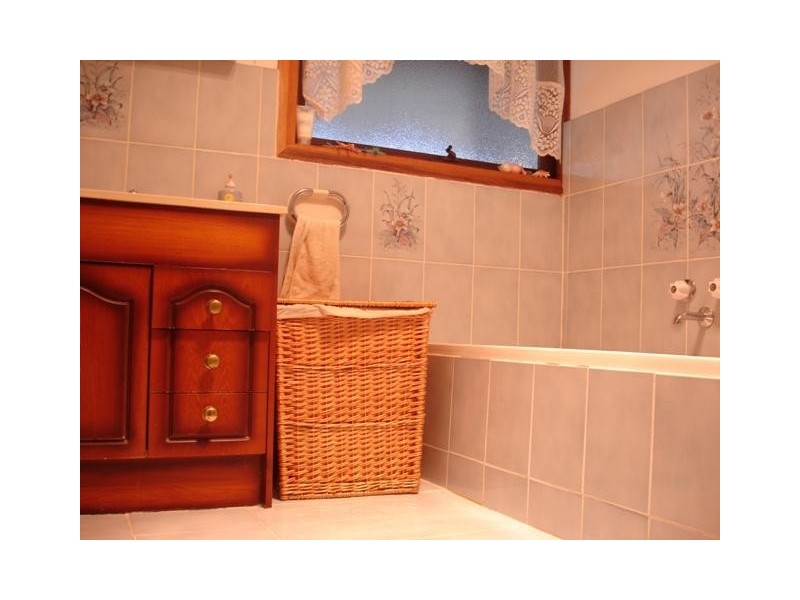 Lot 581 Govt Rd (Benny’s Hill Rd), Clare SA 5453