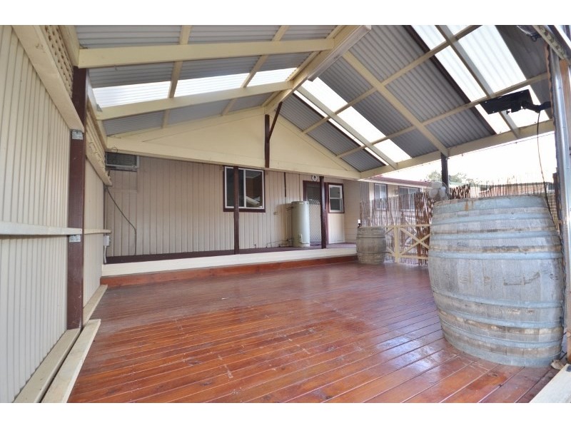 No. 28 Blyth Road, Clare SA 5453
