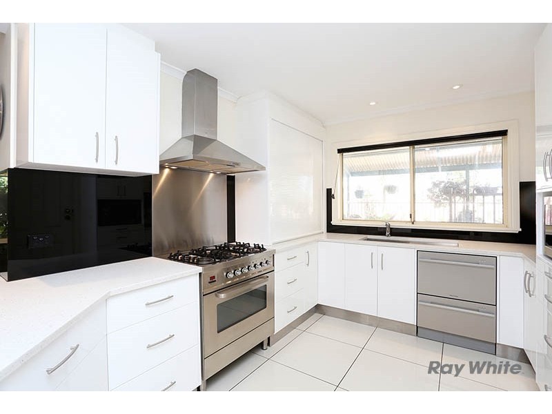 22 Beare Street, Clare SA 5453