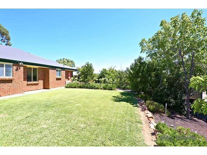 22 Beare Street, Clare SA 5453