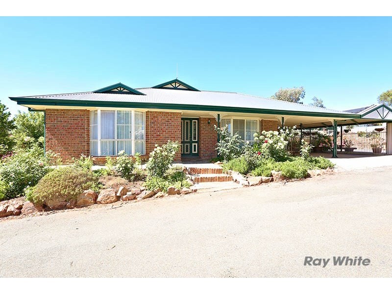 22 Beare Street, Clare SA 5453