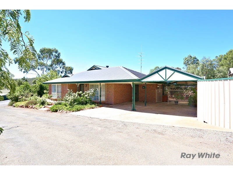 22 Beare Street, Clare SA 5453