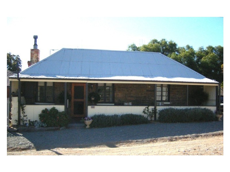 6 Helston Street, Burra SA 5417