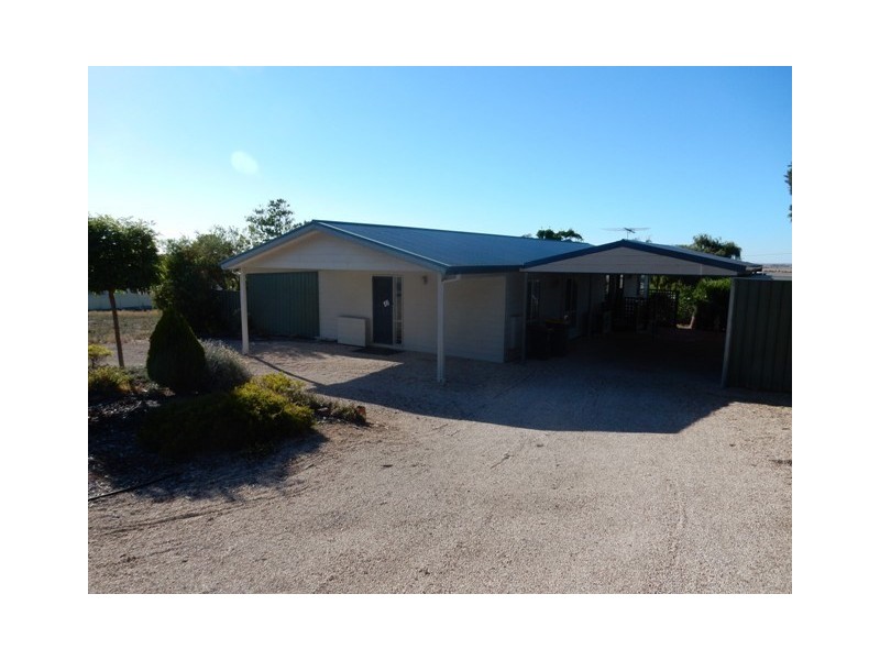 28 Clinton Road, Maitland SA 5573