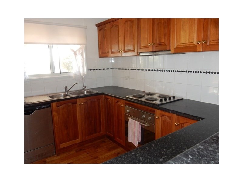 28 Clinton Road, Maitland SA 5573