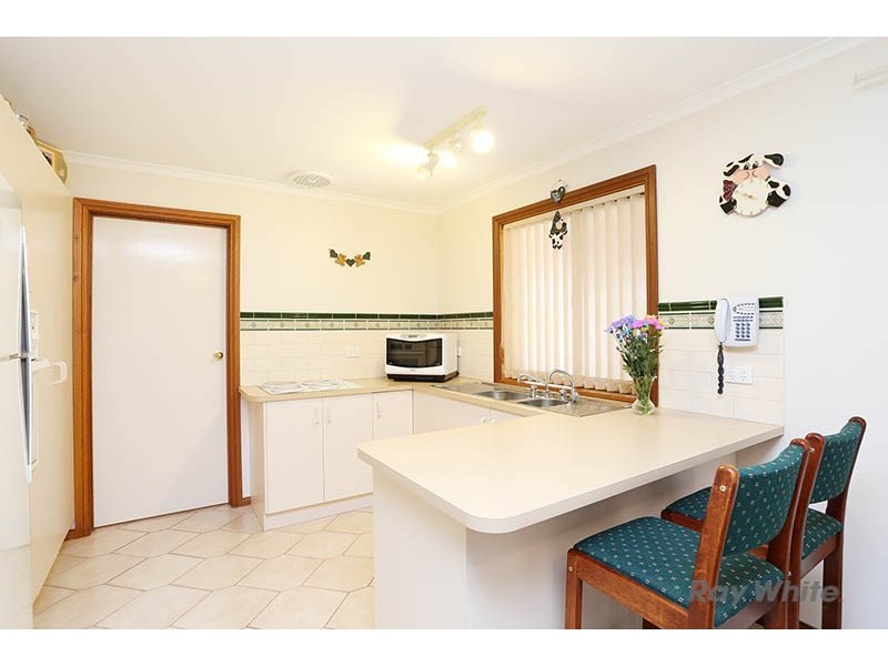 10 McKinnon Park, Clare SA 5453