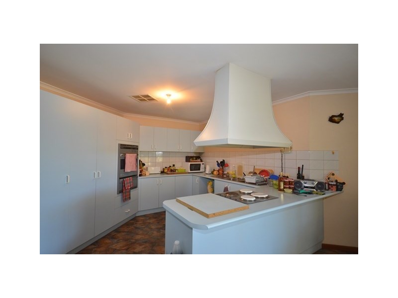 52 Kimber Road, Clare SA 5453