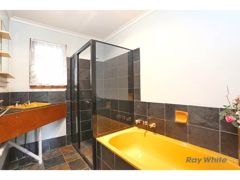 3 Sunnyside Road, Clare SA 5453