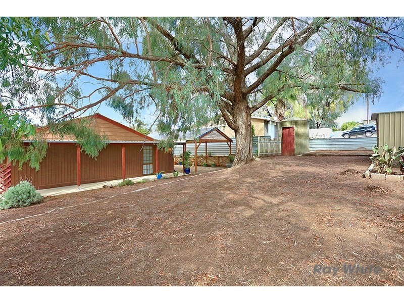 3 Sunnyside Road, Clare SA 5453