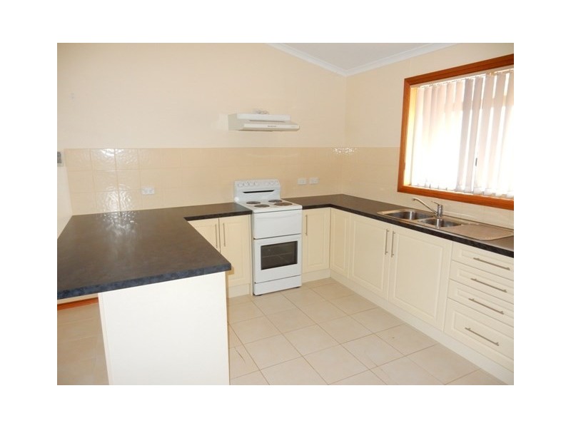 2 Hillview Crescent, Maitland SA 5573