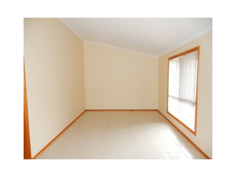 2 Hillview Crescent, Maitland SA 5573