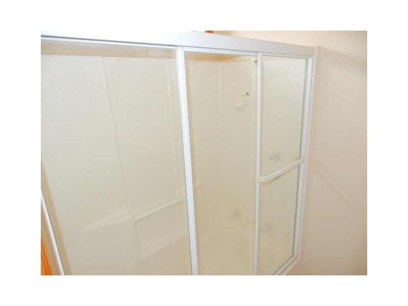 2 Hillview Crescent, Maitland SA 5573