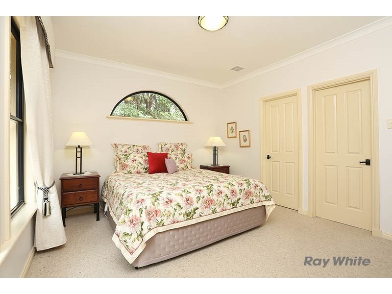 59 Victoria Road, Clare SA 5453