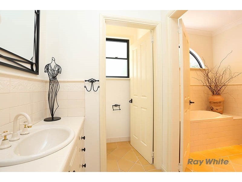 59 Victoria Road, Clare SA 5453