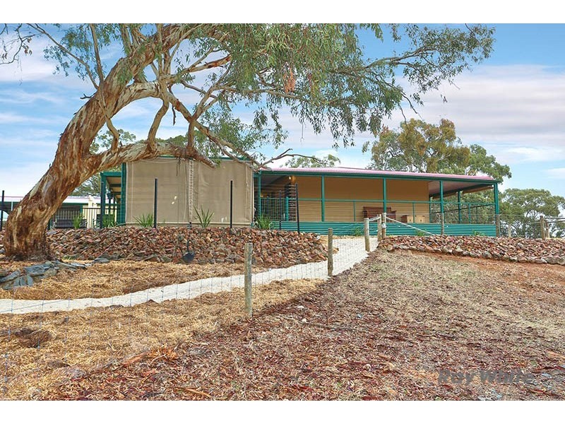 46 Koorama Road, Clare SA 5453