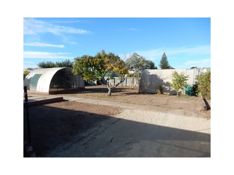 18 Devon Street, Port Clinton SA 5570