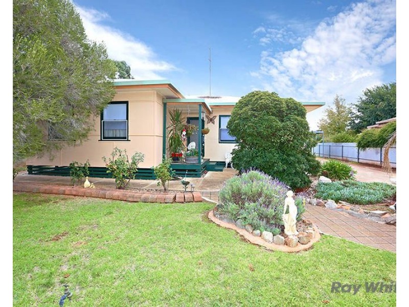 3 Kelly Street, Clare SA 5453