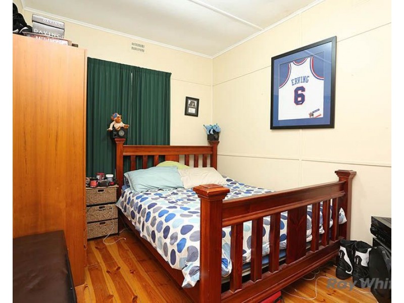 3 Kelly Street, Clare SA 5453